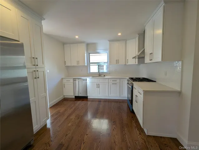 $1,358,000 | 157-51 12th Road | Beechhurst