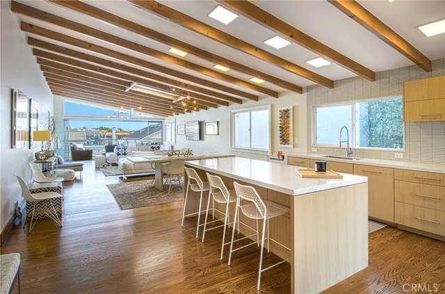 $18,000 | 308 Poppy Avenue, Corona del Mar, CA 92625