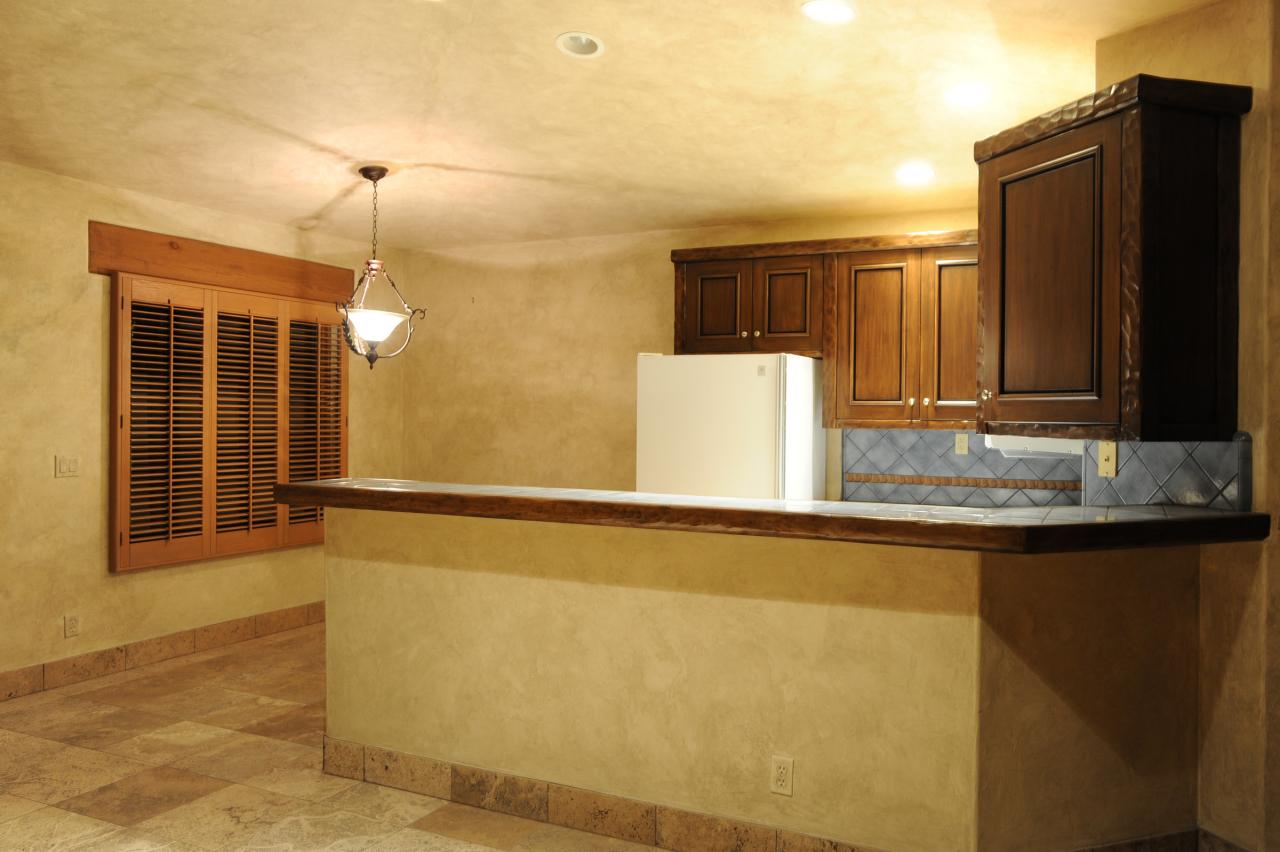 4811 East Pebble Ridge Road Paradise Valley, AZ 85253 - Photo 17 of 20 a view of a living room with a sink