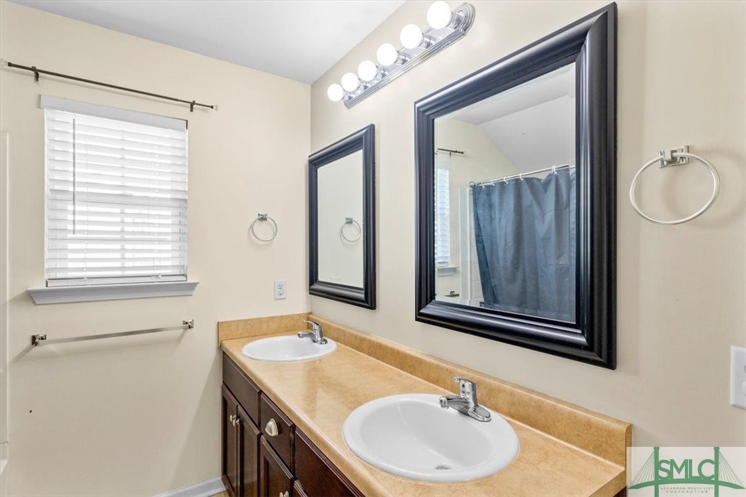 36 Ristona Drive Savannah, GA 31419 - Photo 21 of 33 Owner's Bathroom
