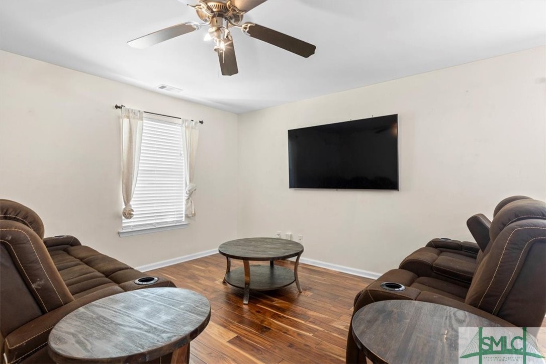 36 Ristona Drive Savannah, GA 31419 - Photo 9 of 33 Family Room