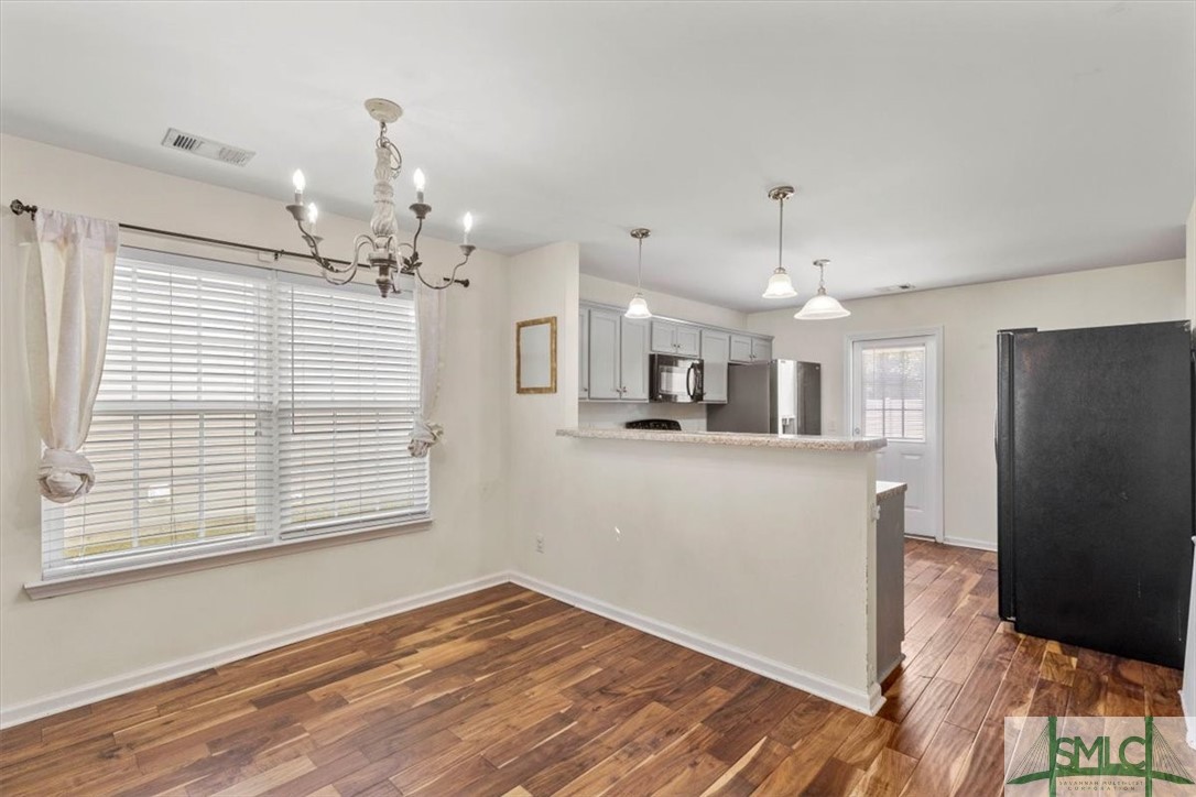 36 Ristona Drive Savannah, GA 31419 - Photo 10 of 33 Dining Room