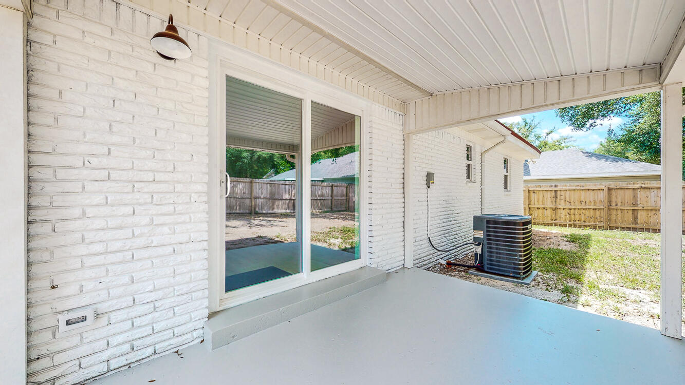 166 Patch Avenue Crestview, FL 32539 - Photo 6 of 48