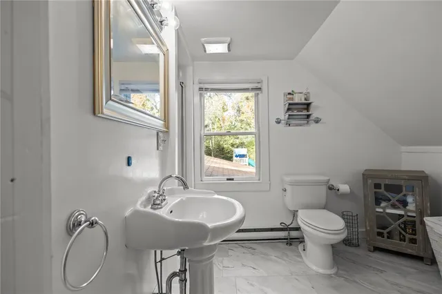 $424,900 | 6 North Road, Foster, RI 02825