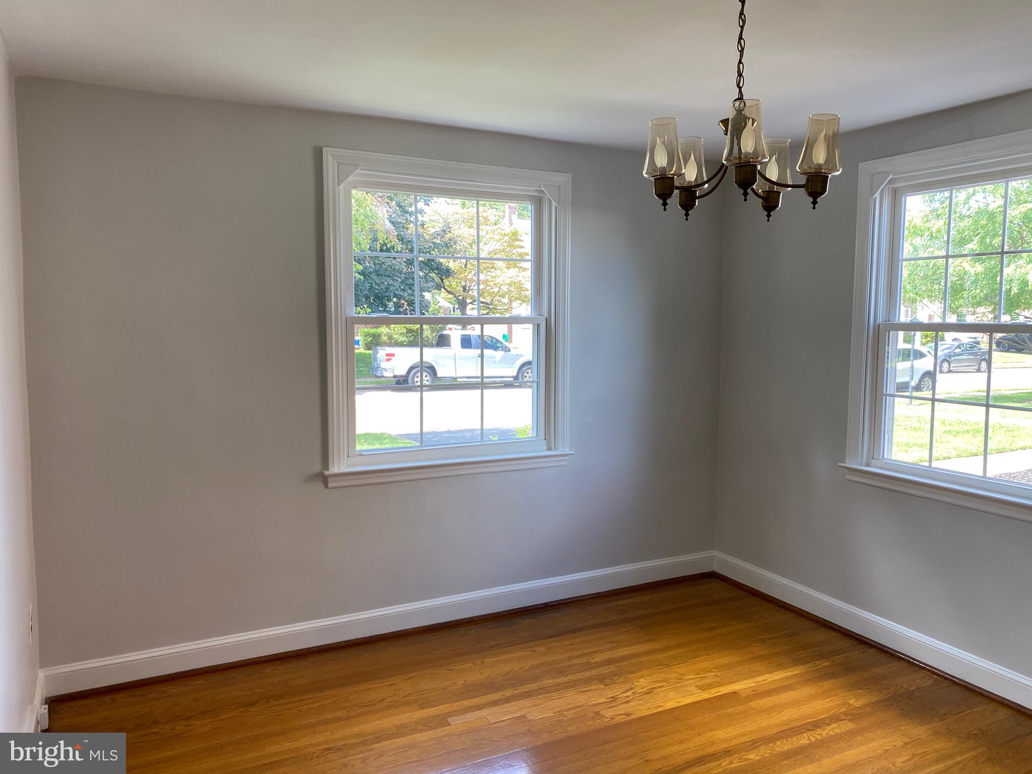 121 Barbara Drive Springfield, PA 19064 - Photo 10 of 36 Dining Room
