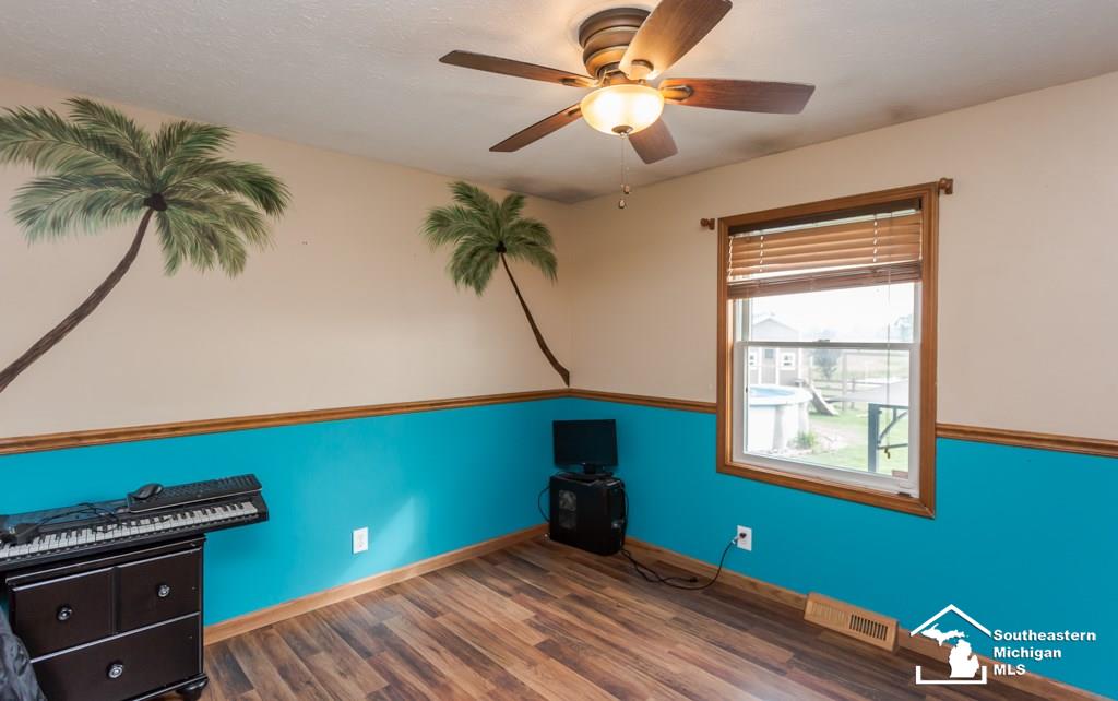 5280 Labo Road South Rockwood, MI 48179 - Photo 18 of 51 Gallery Image 18