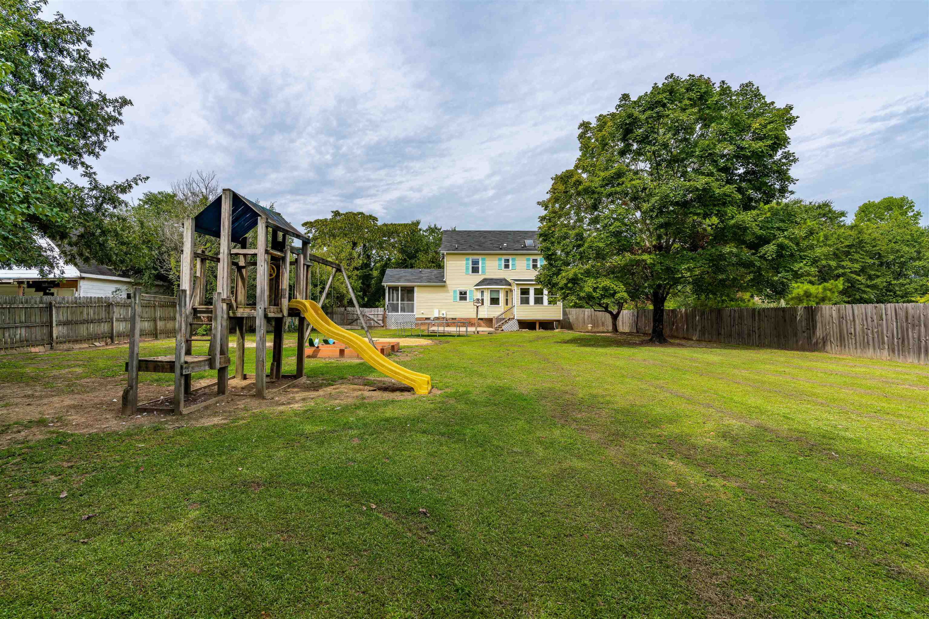 9340 Farm Meadow Road Raleigh, NC 27603 - Photo 41 of 45 Photo 41