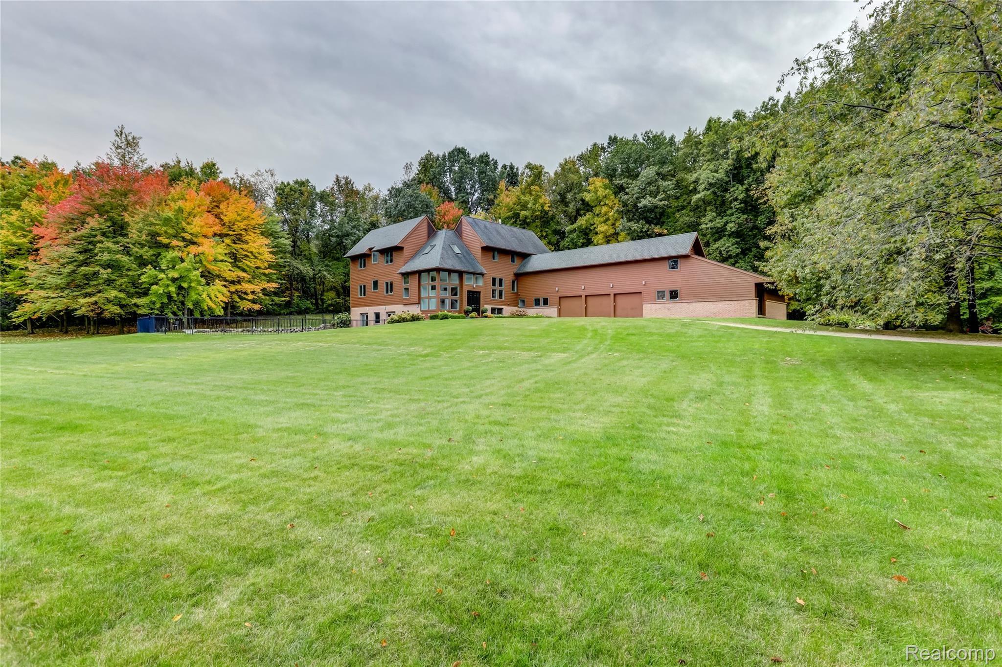1287 North Kellogg Road Howell, MI 48843 - Photo 40 of 41 Enjoy the peace and quite on your 10 acre lot.