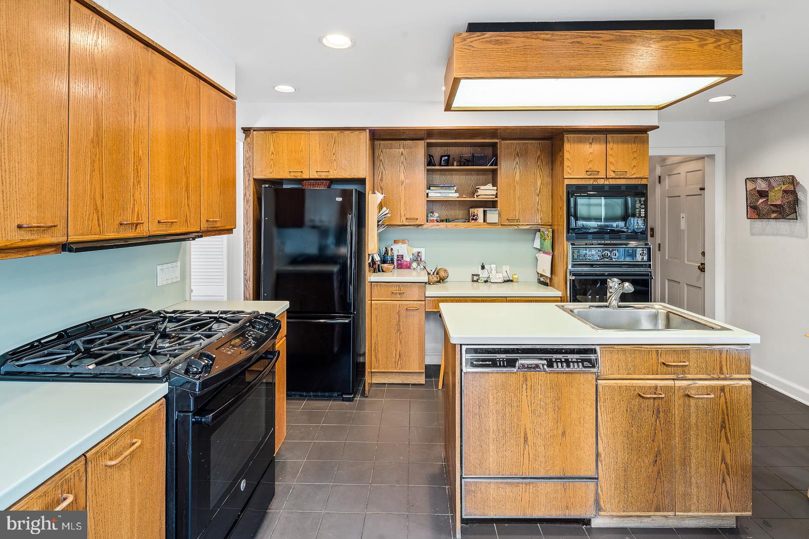 79 Laurel Road Princeton, NJ 08540 - Photo 13 of 29