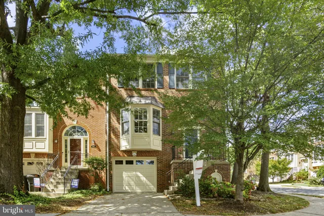 $885,000 | 8017 Trevor Place, Vienna, VA 22182
