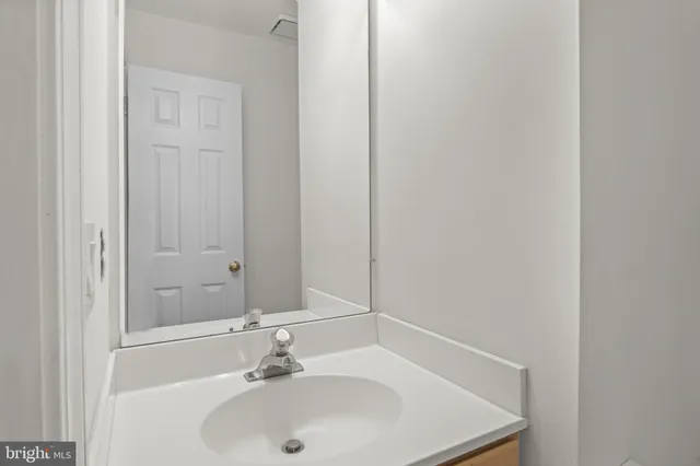 $885,000 | 8017 Trevor Place, Vienna, VA 22182