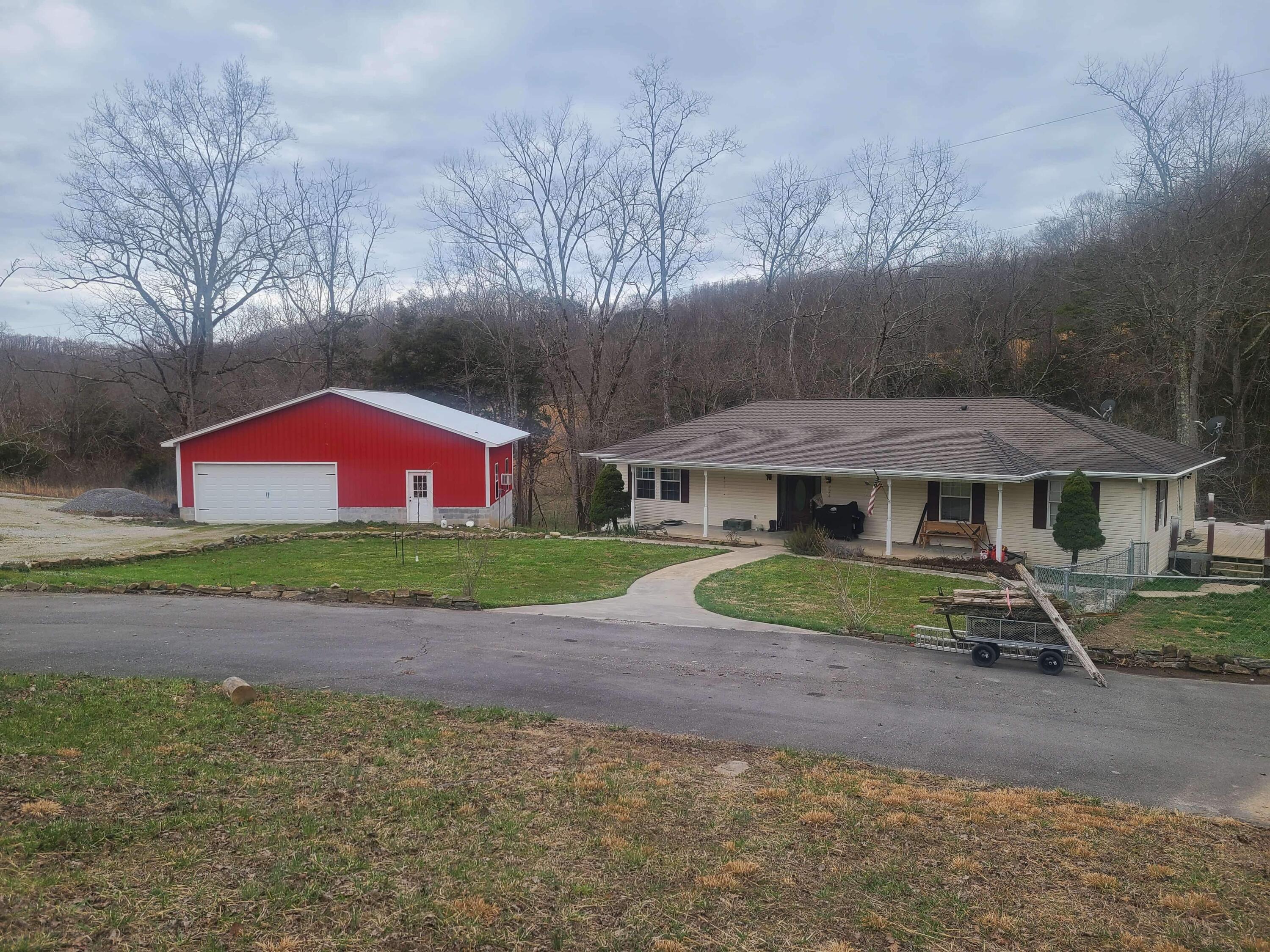 424 Blue Springs Road Speedwell, TN 37870 - Photo 1 of 20 AB387393-8322-41FA-9ACB-27A240B32349