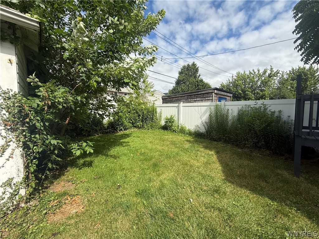 112 Carmel Road Buffalo, NY 14214 - Photo 28 of 29 Gallery Image 28