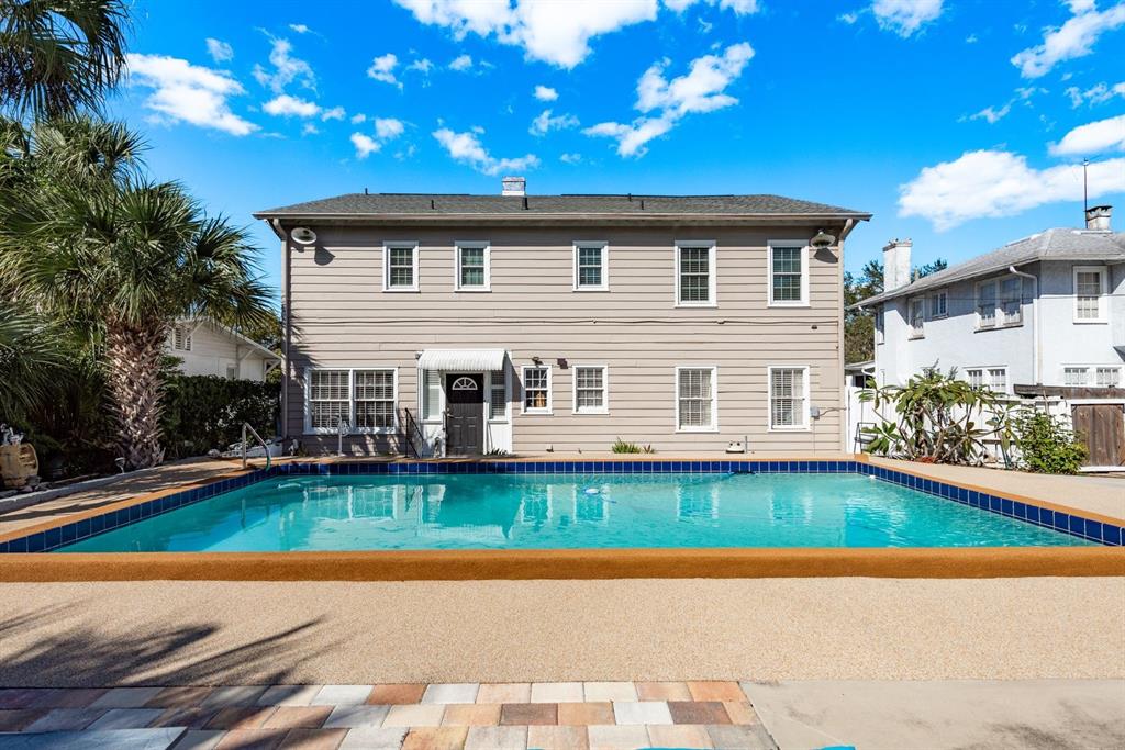 1111 West Line Street Leesburg, FL 34748 - Photo 47 of 77 a front view of a house with a yard