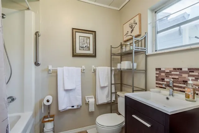 $535,000 | 1111 West Line Street, Leesburg, FL 34748