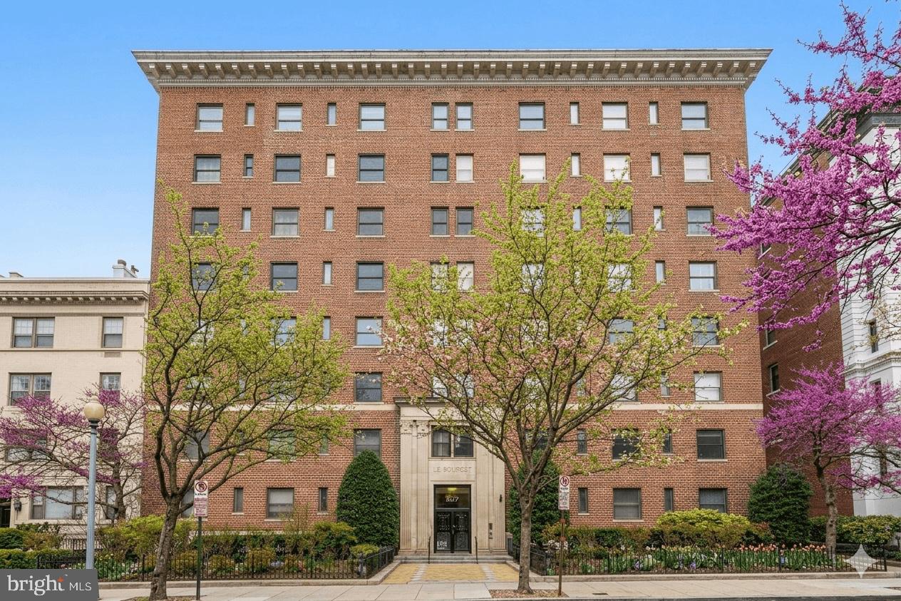 2127 California Street Northwest, Unit 204 Washington, DC 20008 - Photo 2 of 21 Heart of Kalorama