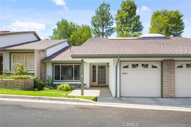 $490,000 | 26725 Oak Garden Court, Newhall, CA 91321