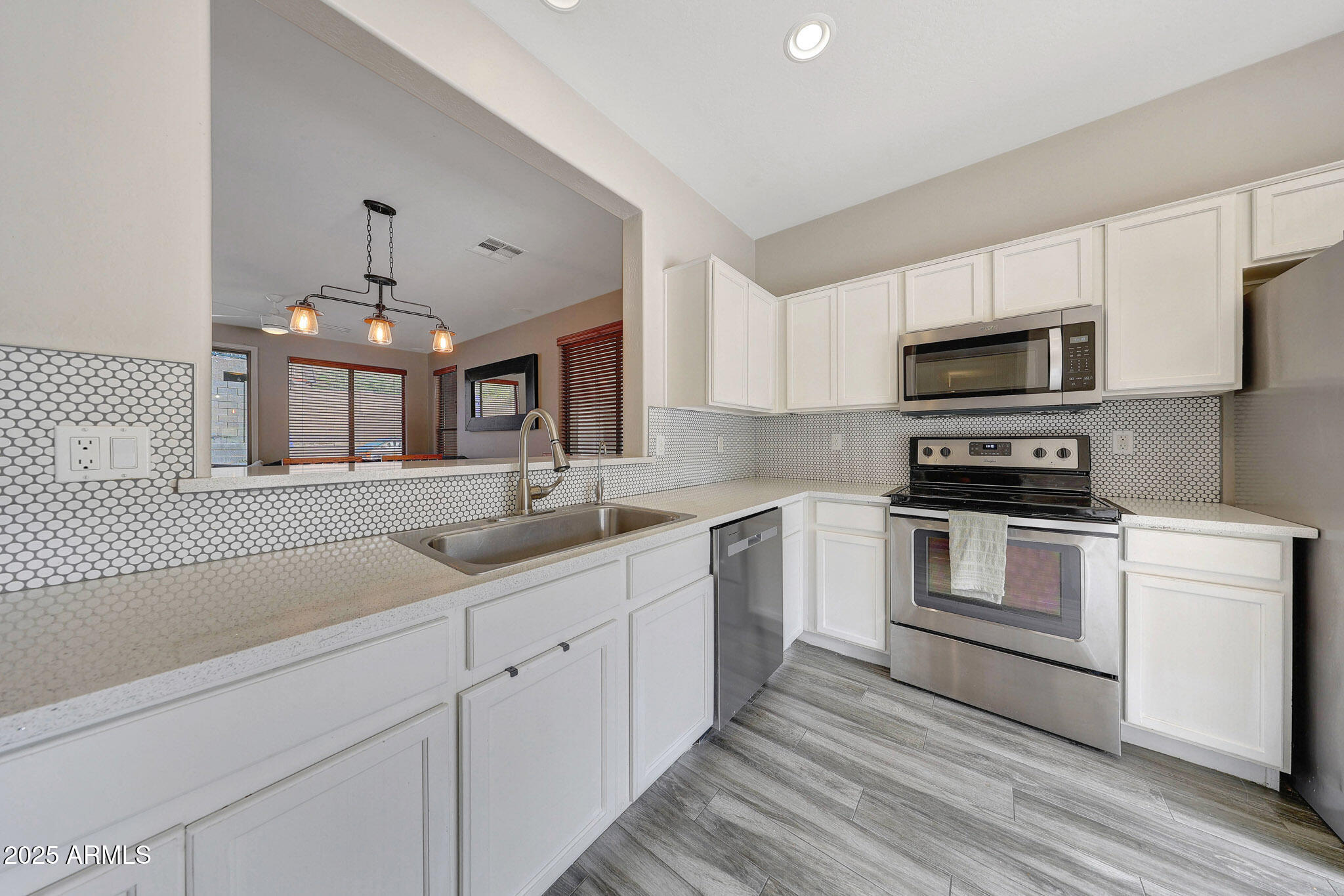 2630 West Florentine Road Phoenix, AZ 85086 - Photo 6 of 16 Ample Cabinetry