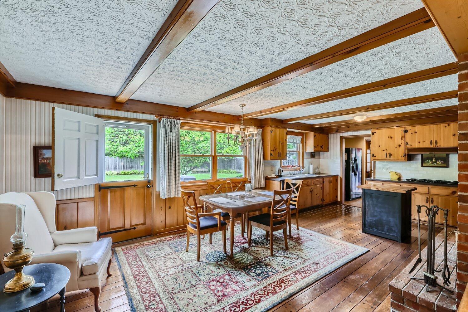 3081 Carisbrook Road Columbus, OH 43221 - Photo 12 of 27 3081 Carisbrook Road - Web Quality - 012