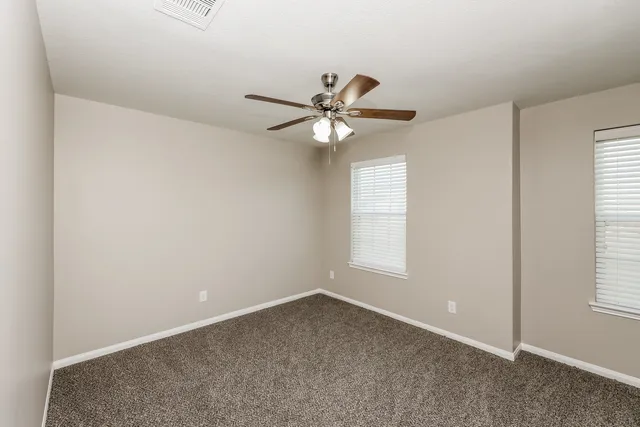 $2,115 | 5914 Golden Cove Road, Cove, TX 77523