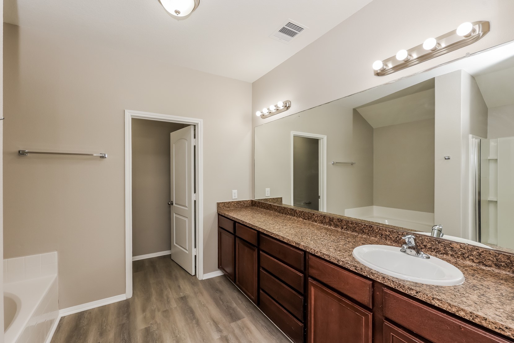 5914 Golden Cove Road Cove, TX 77523 - Photo 14 of 15