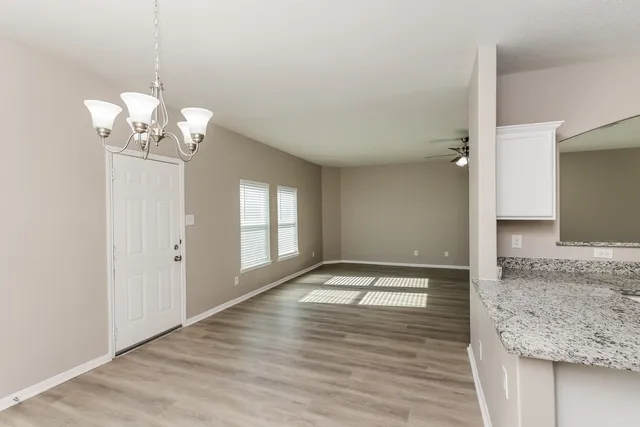 $2,115 | 5914 Golden Cove Road, Cove, TX 77523