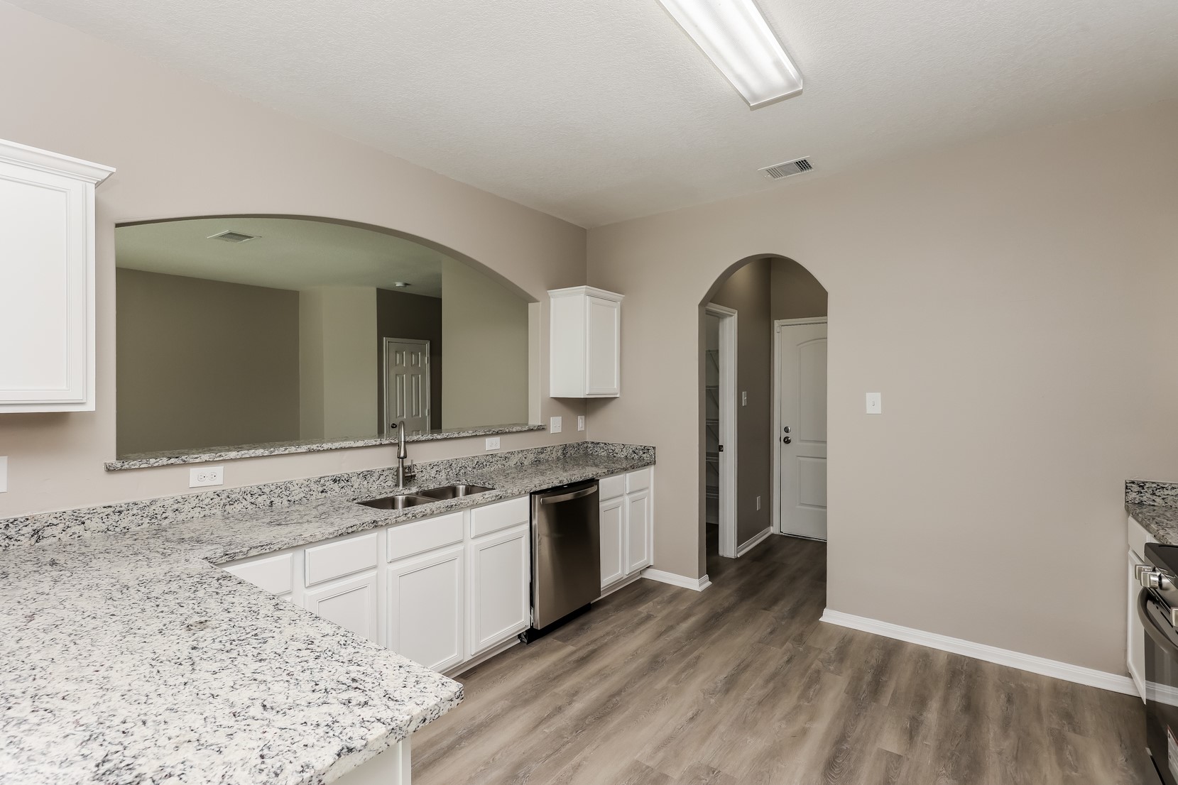 5914 Golden Cove Road Cove, TX 77523 - Photo 6 of 15