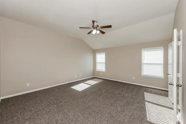 $2,115 | 5914 Golden Cove Road, Cove, TX 77523