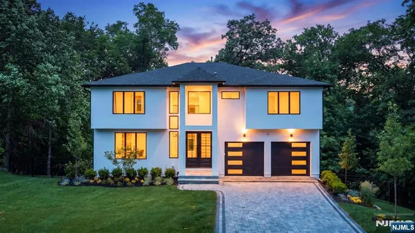 $1,549,000 | 69 Mazur Place, Hawthorne, NJ 07506