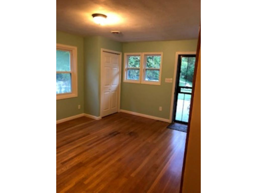 216 Milden Hall Road Bristol, TN 37620 - Photo 12 of 25 Photo 12