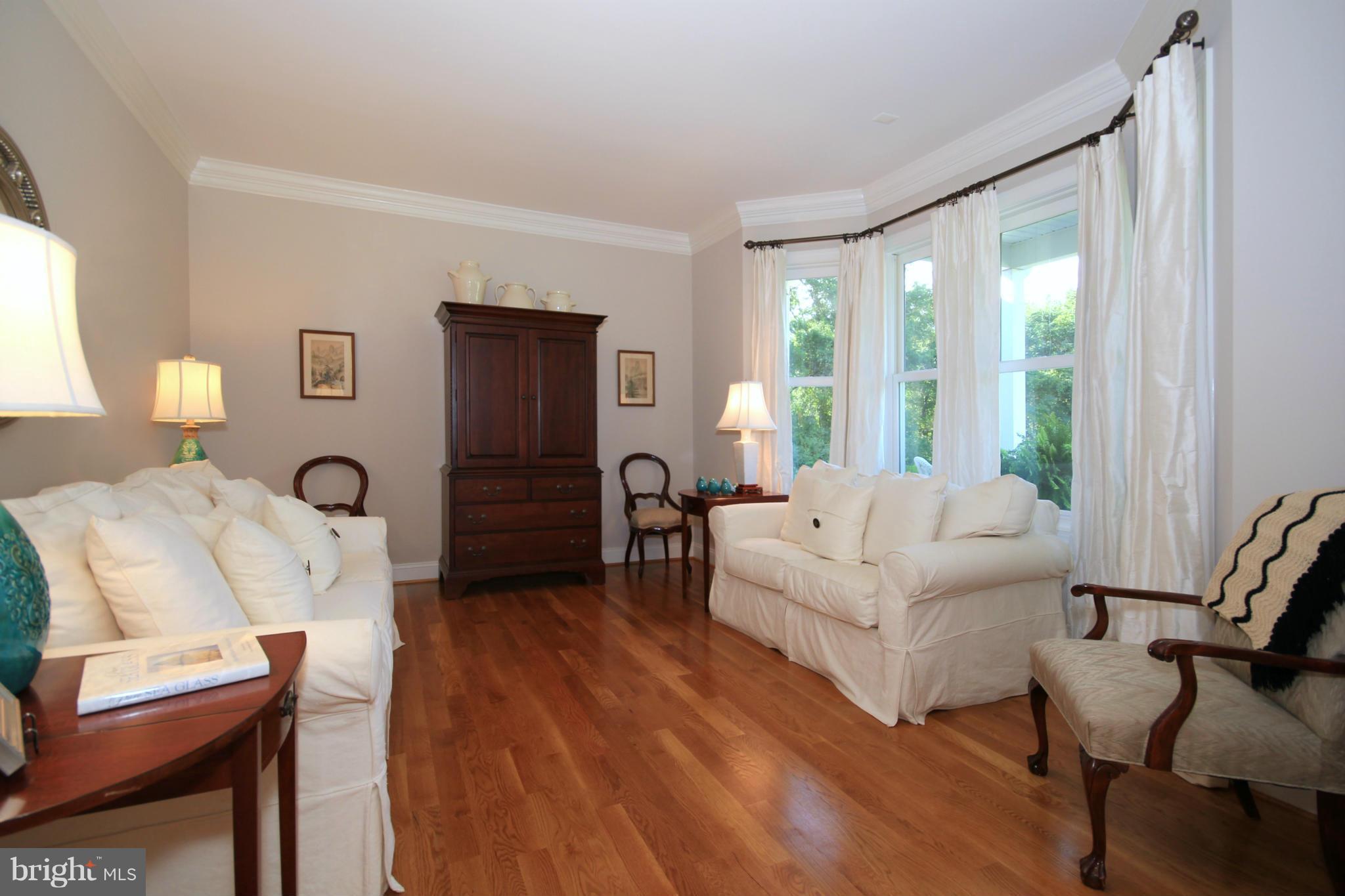 16333 Hamilton Station Road Waterford, VA 20197 - Photo 4 of 30 Formal Living Room