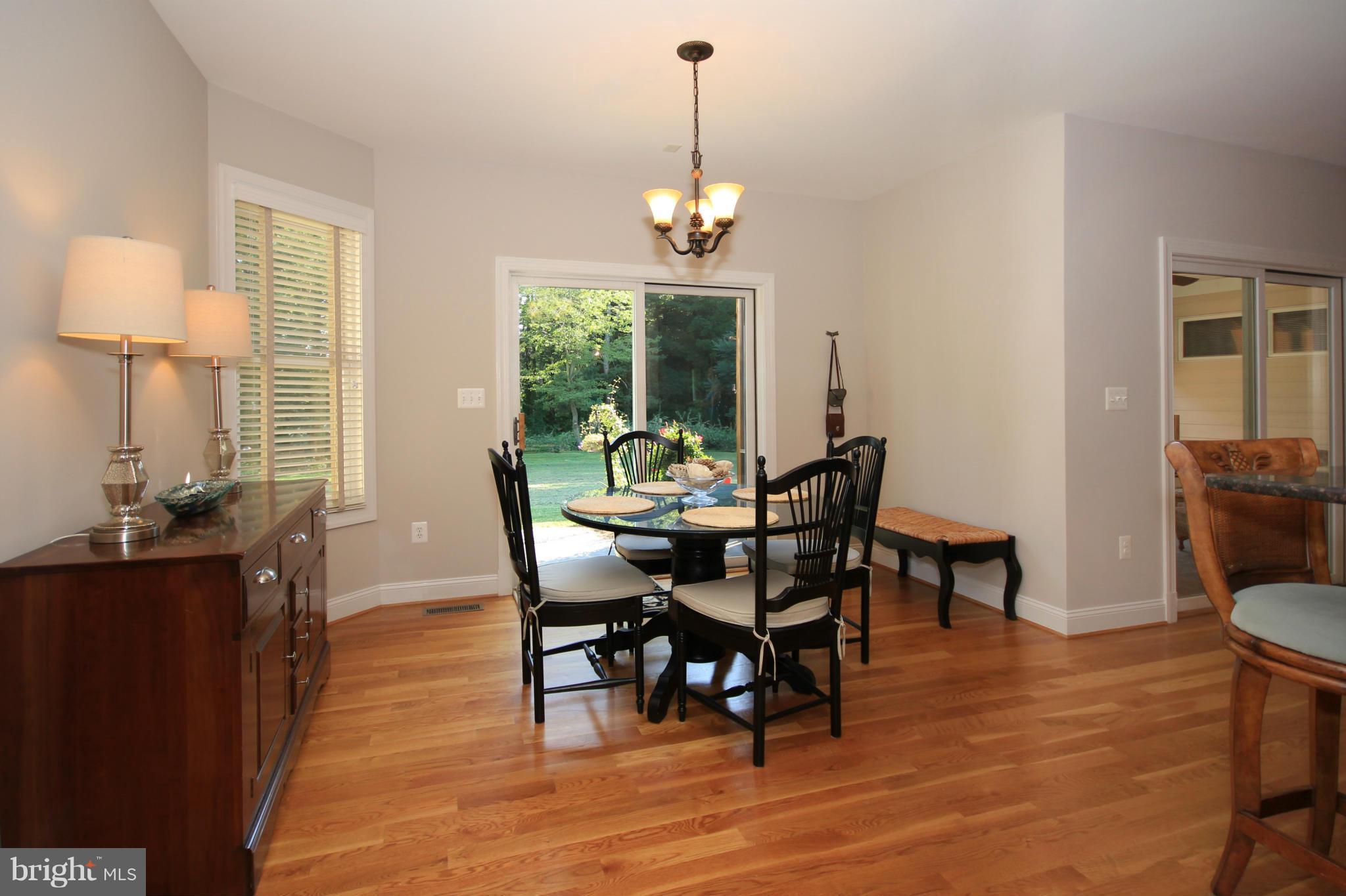 16333 Hamilton Station Road Waterford, VA 20197 - Photo 8 of 30 Kitchen Breakfast Area
