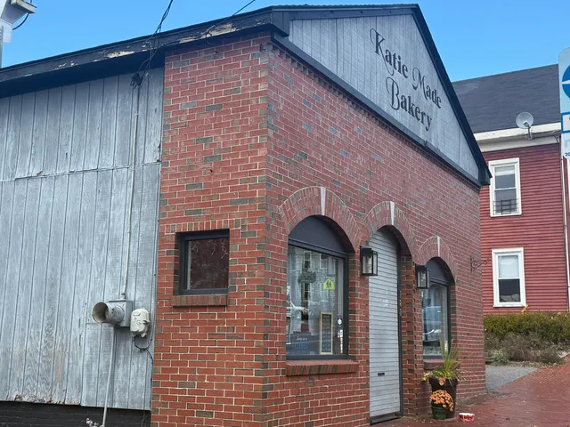 $585,000 | 187 Congress Street, Portland, ME 04101