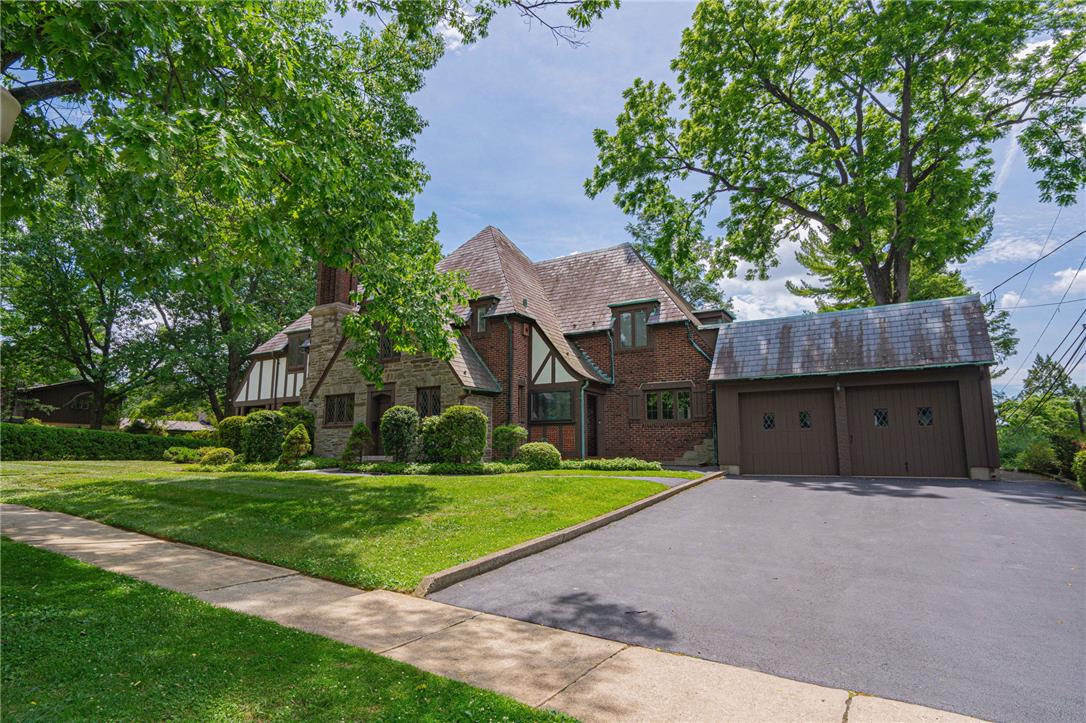 2829 Gordon Street Allentown, PA 18104 - Photo 2 of 56