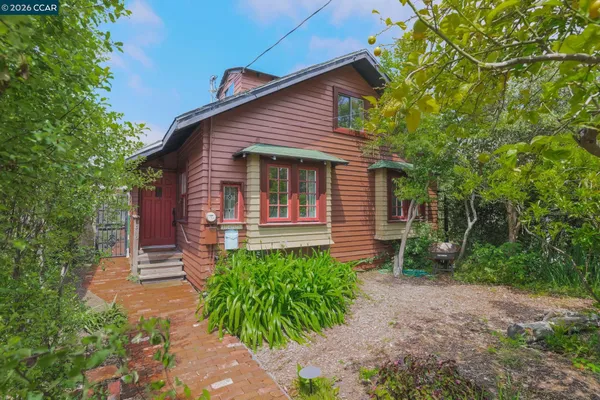 $899,000 | 1316 Peralta Avenue, Berkeley, CA 94702