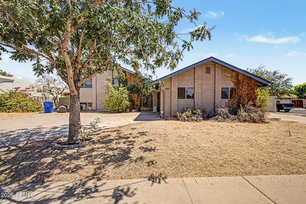 $575,000 | 3117 East Gable Circle, Mesa, AZ 85204