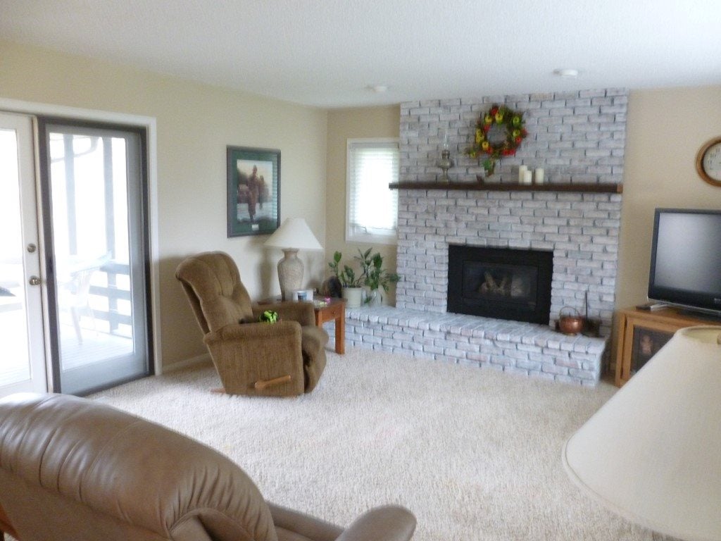 2407 Princeton Road Iowa City, IA 52245 - Photo 5 of 24 Gallery Image 5