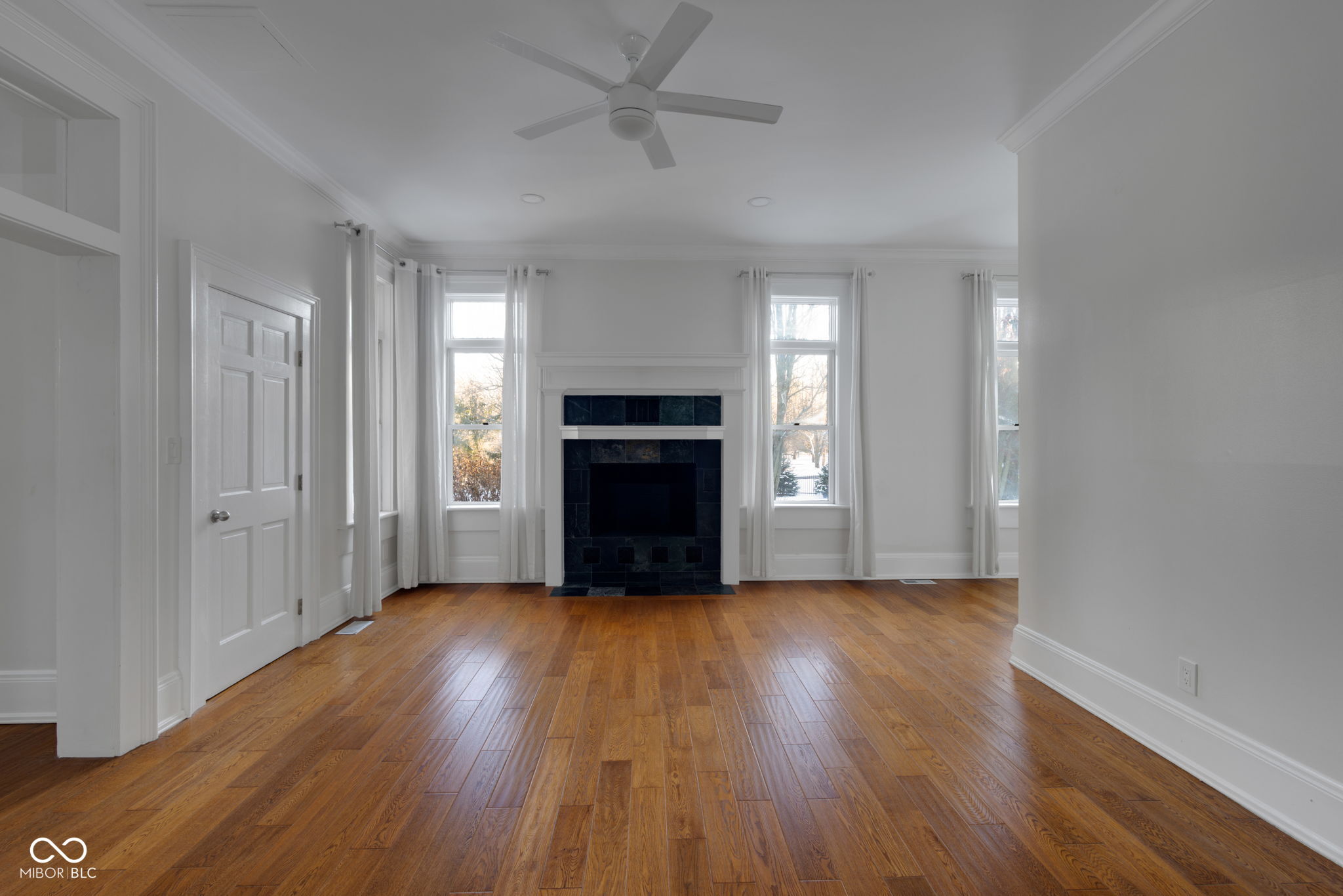 11178 Ditch Road Carmel, IN 46032 - Photo 19 of 97