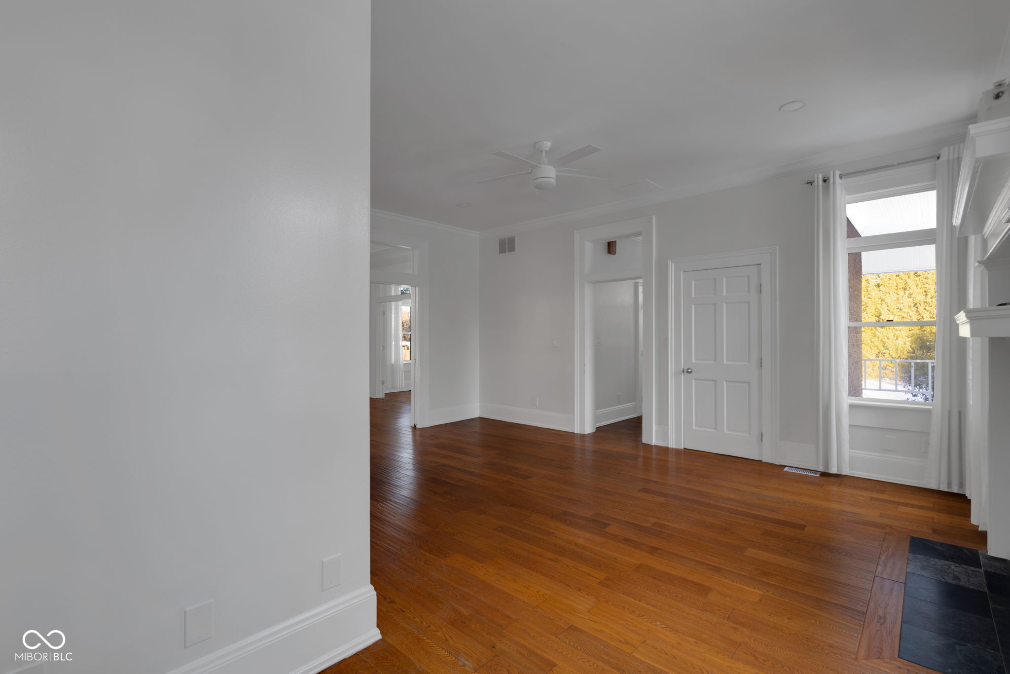 11178 Ditch Road Carmel, IN 46032 - Photo 23 of 97