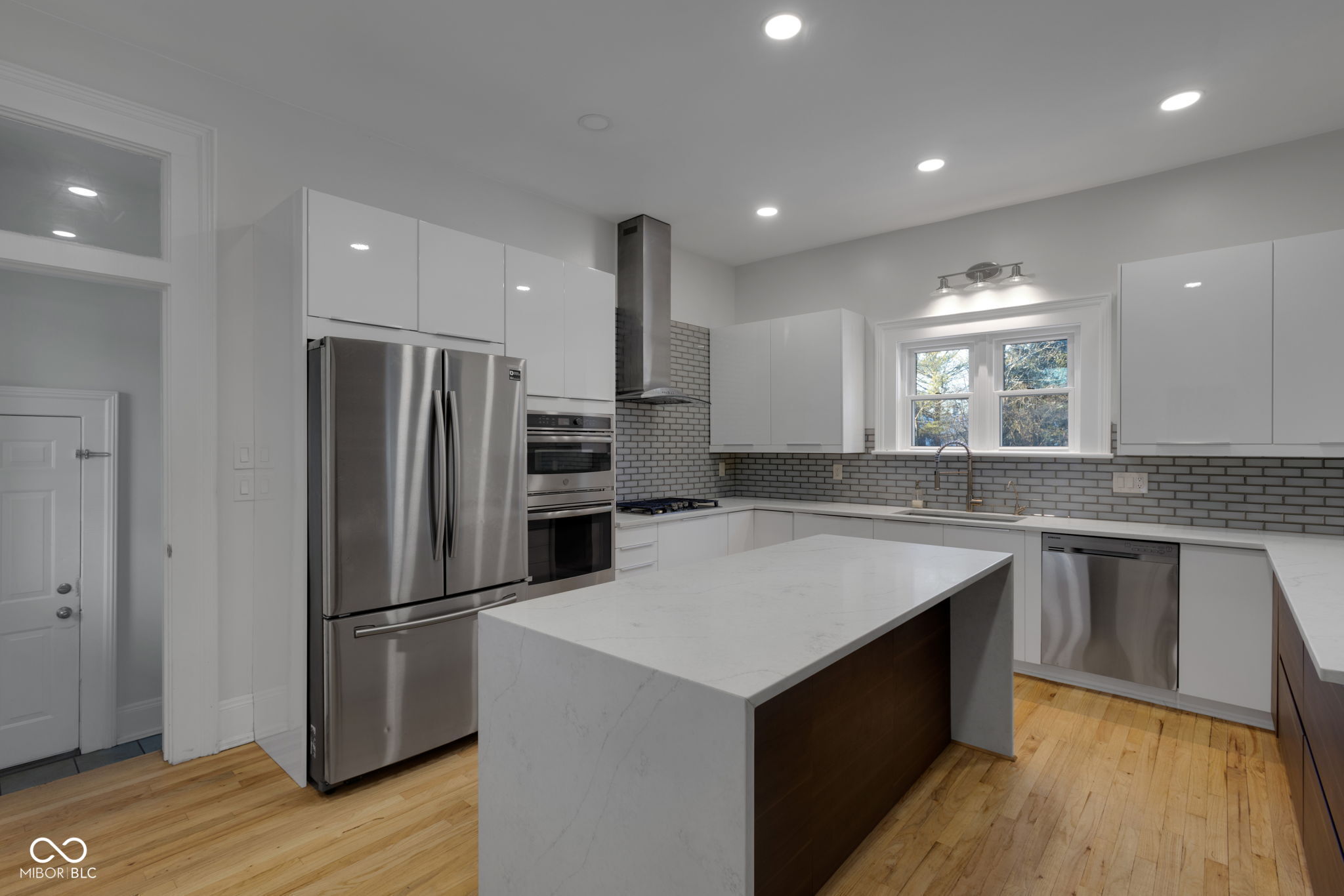 11178 Ditch Road Carmel, IN 46032 - Photo 25 of 97