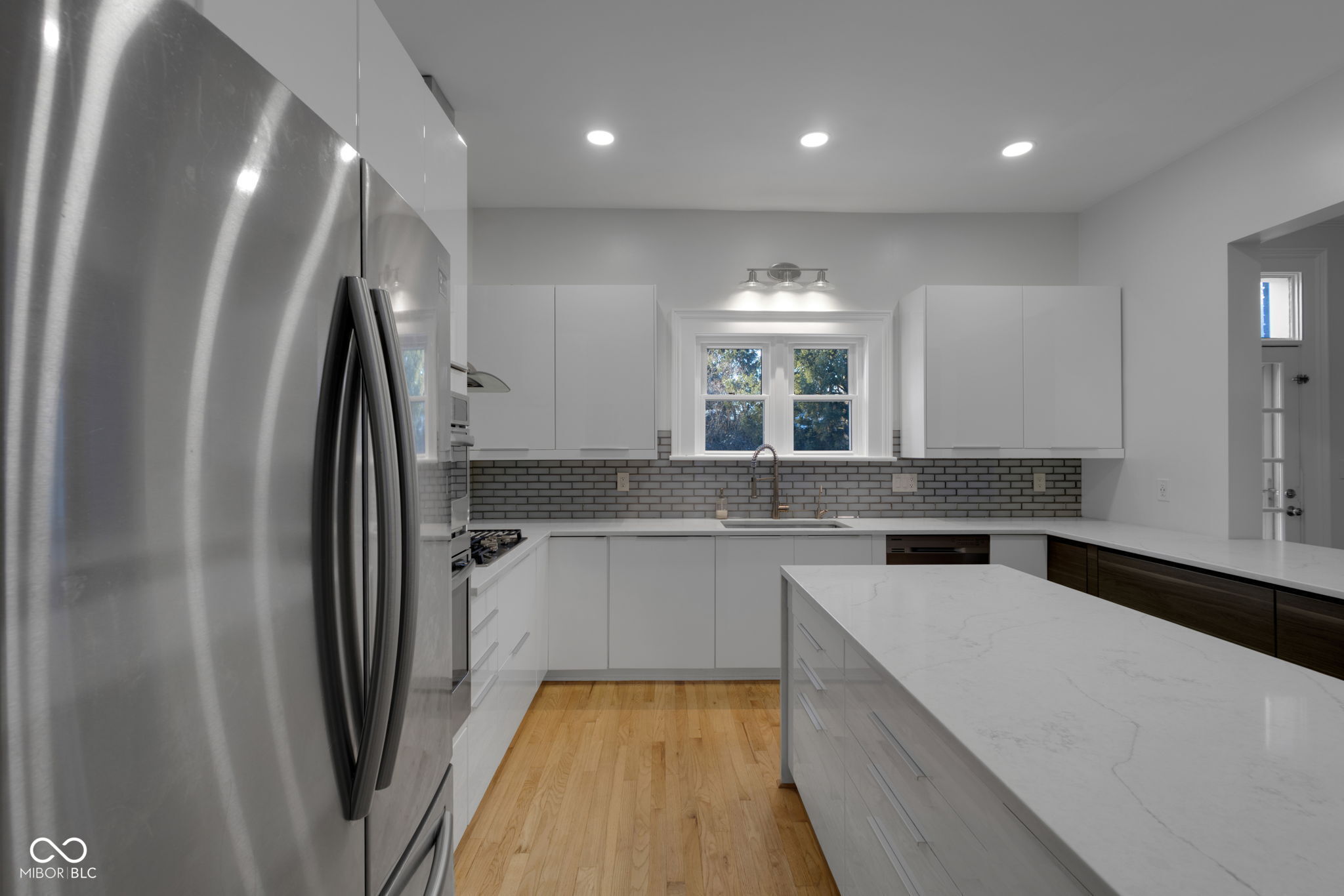 11178 Ditch Road Carmel, IN 46032 - Photo 31 of 97