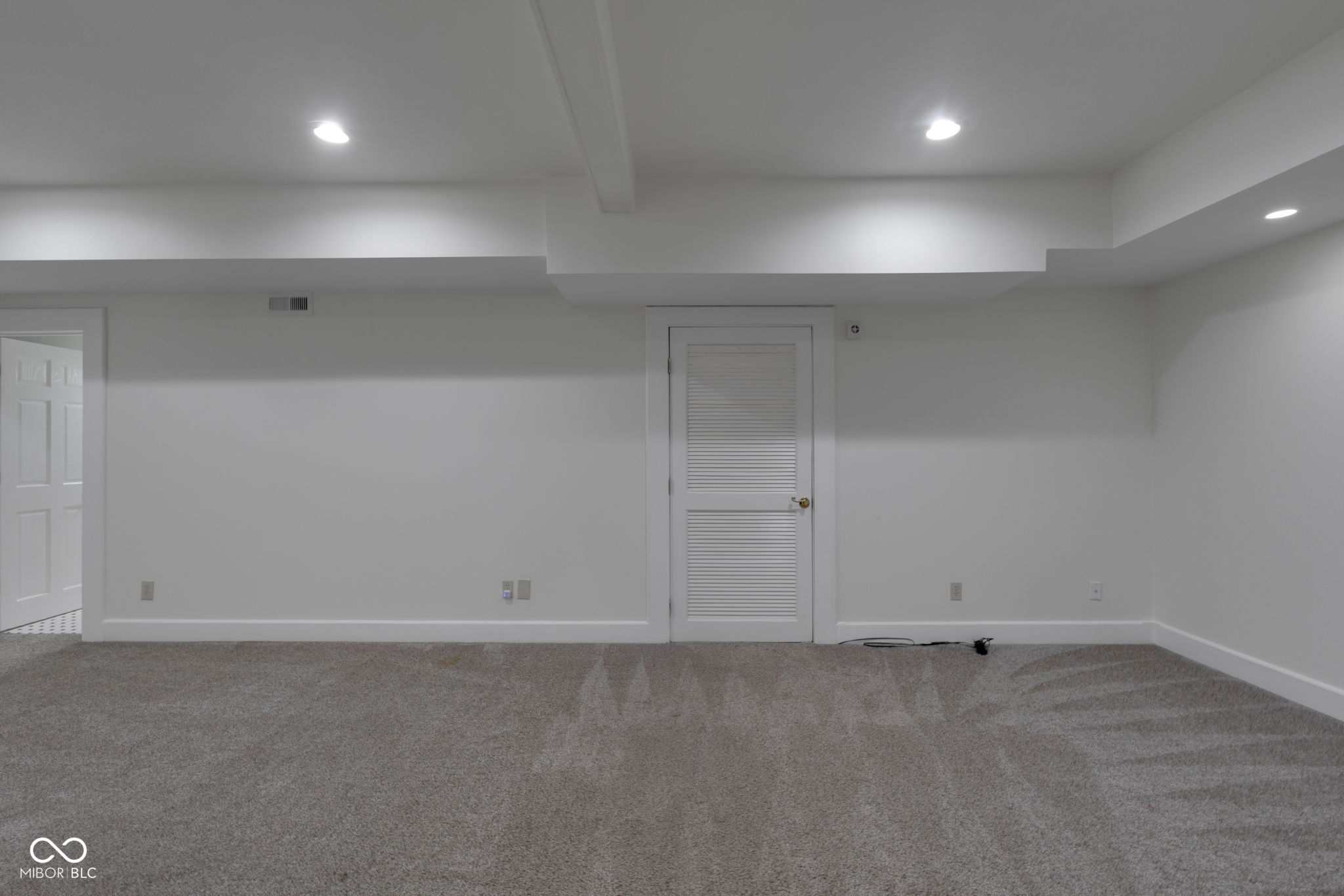 11178 Ditch Road Carmel, IN 46032 - Photo 42 of 97