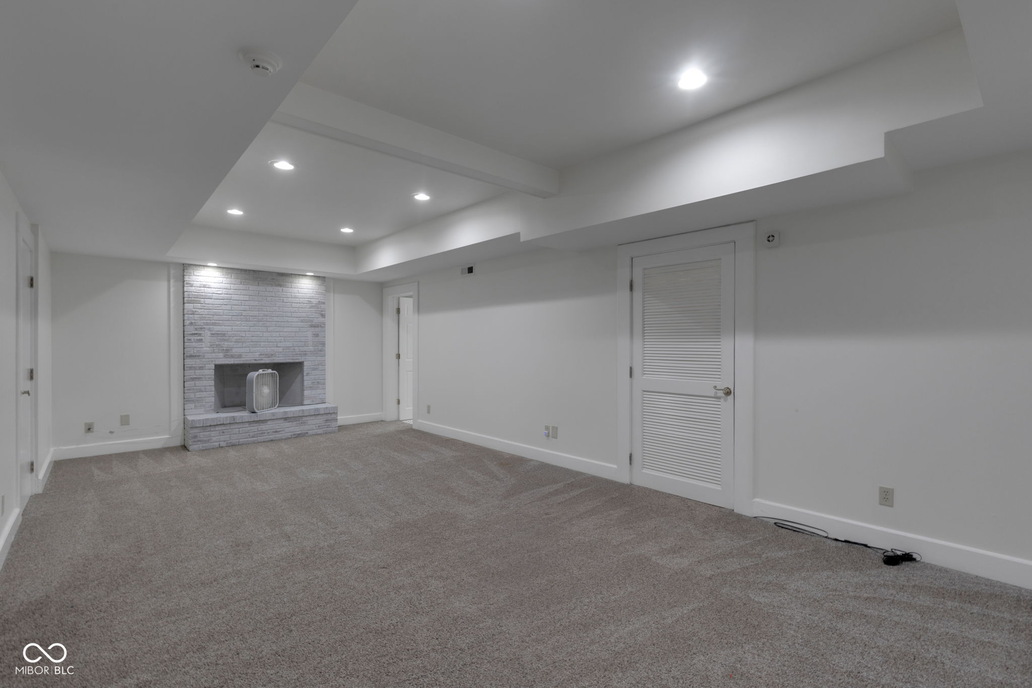 11178 Ditch Road Carmel, IN 46032 - Photo 43 of 97