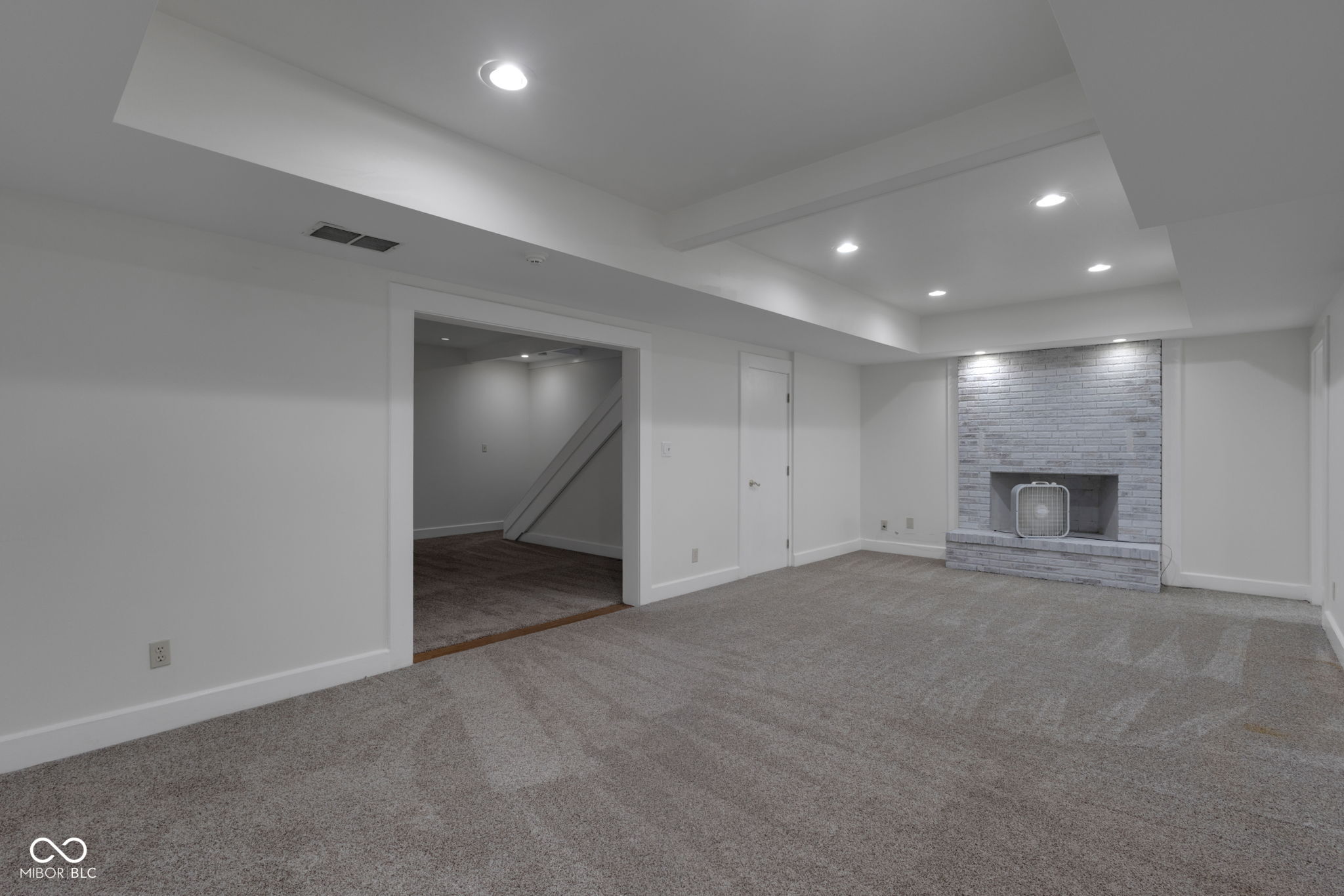 11178 Ditch Road Carmel, IN 46032 - Photo 44 of 97