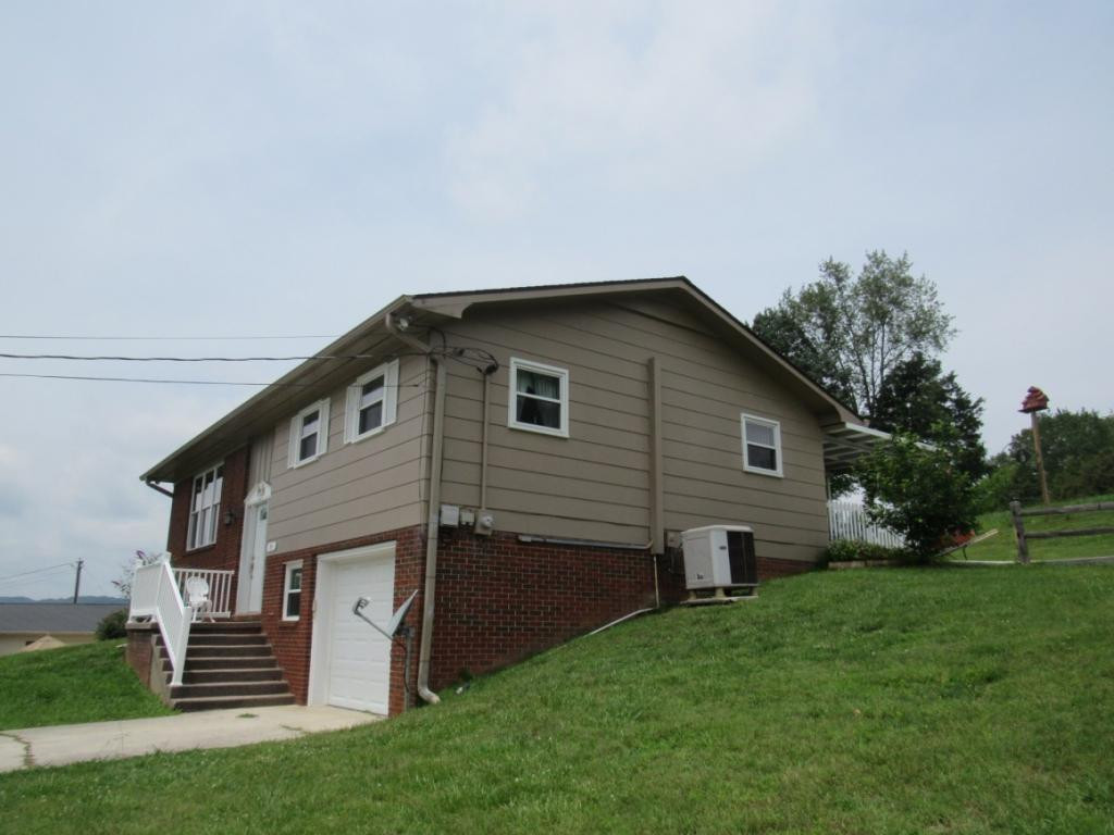 195 Simpson Lane Bean Station, TN 37708 - Photo 9 of 36 Photo 9