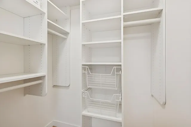 $339,000 | 3600 Wooddale Avenue South, Unit 319, St. Louis Park, MN 55416