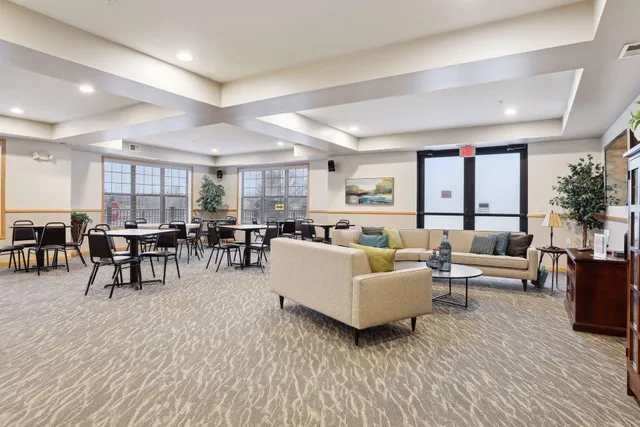 $339,000 | 3600 Wooddale Avenue South, Unit 319, St. Louis Park, MN 55416