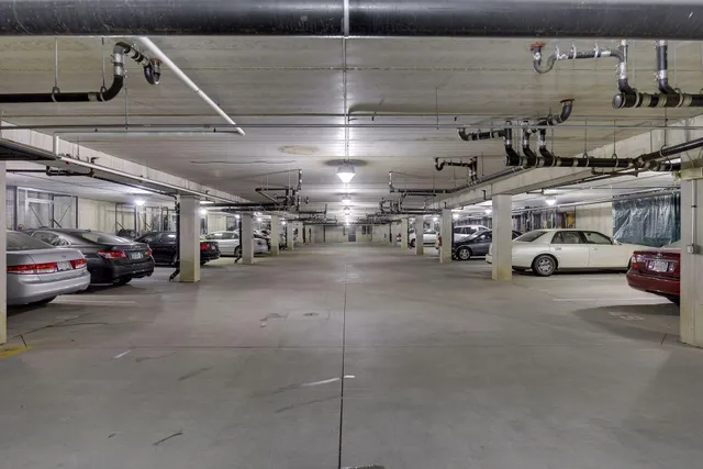 $339,000 | 3600 Wooddale Avenue South, Unit 319, St. Louis Park, MN 55416