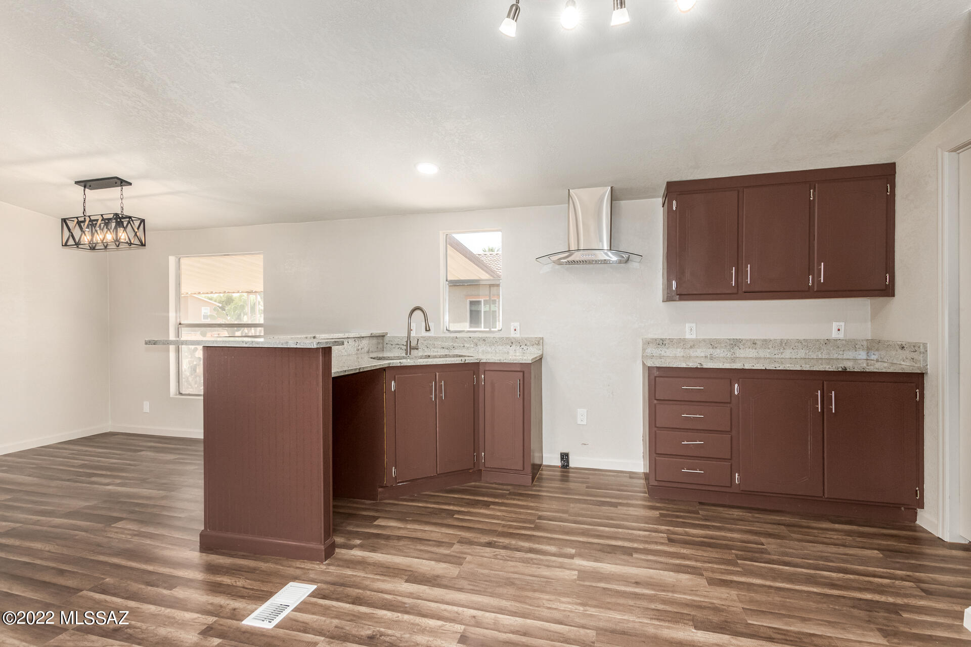 2542 West Roadrunner Road Tucson, AZ 85746 - Photo 13 of 40 Gallery Image 13