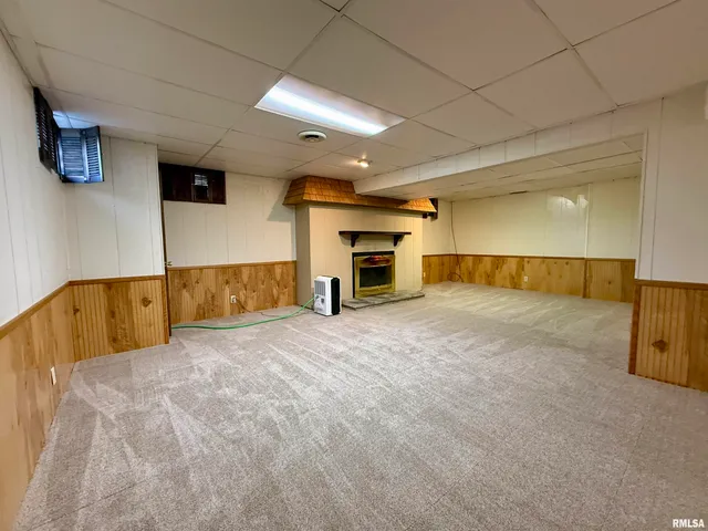 $259,900 | 264 Sunnyview Avenue, Knoxville, IL 61448